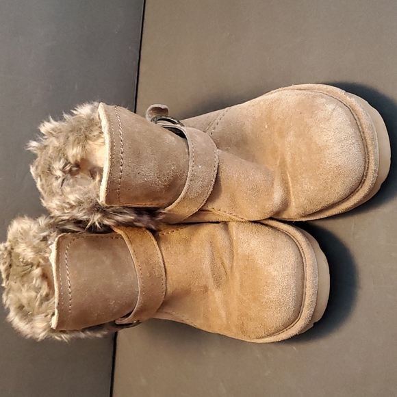 Bearpaw Boots Women's Size 8 - Picture 2 of 9